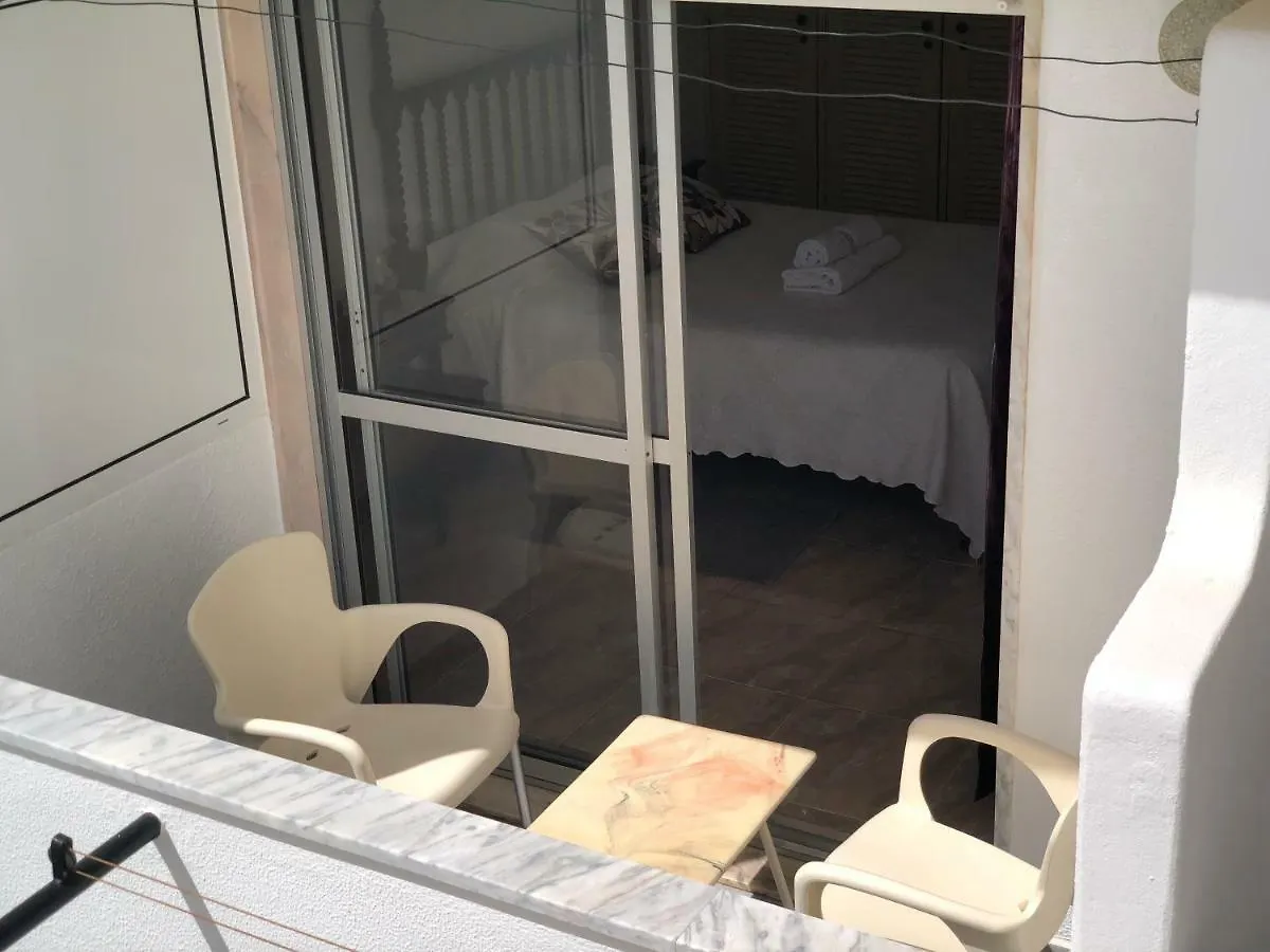 Olinda'S Rooms Лагуш Проживание в семье